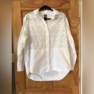 New (no tags) Gap Big Shirt, lace front.